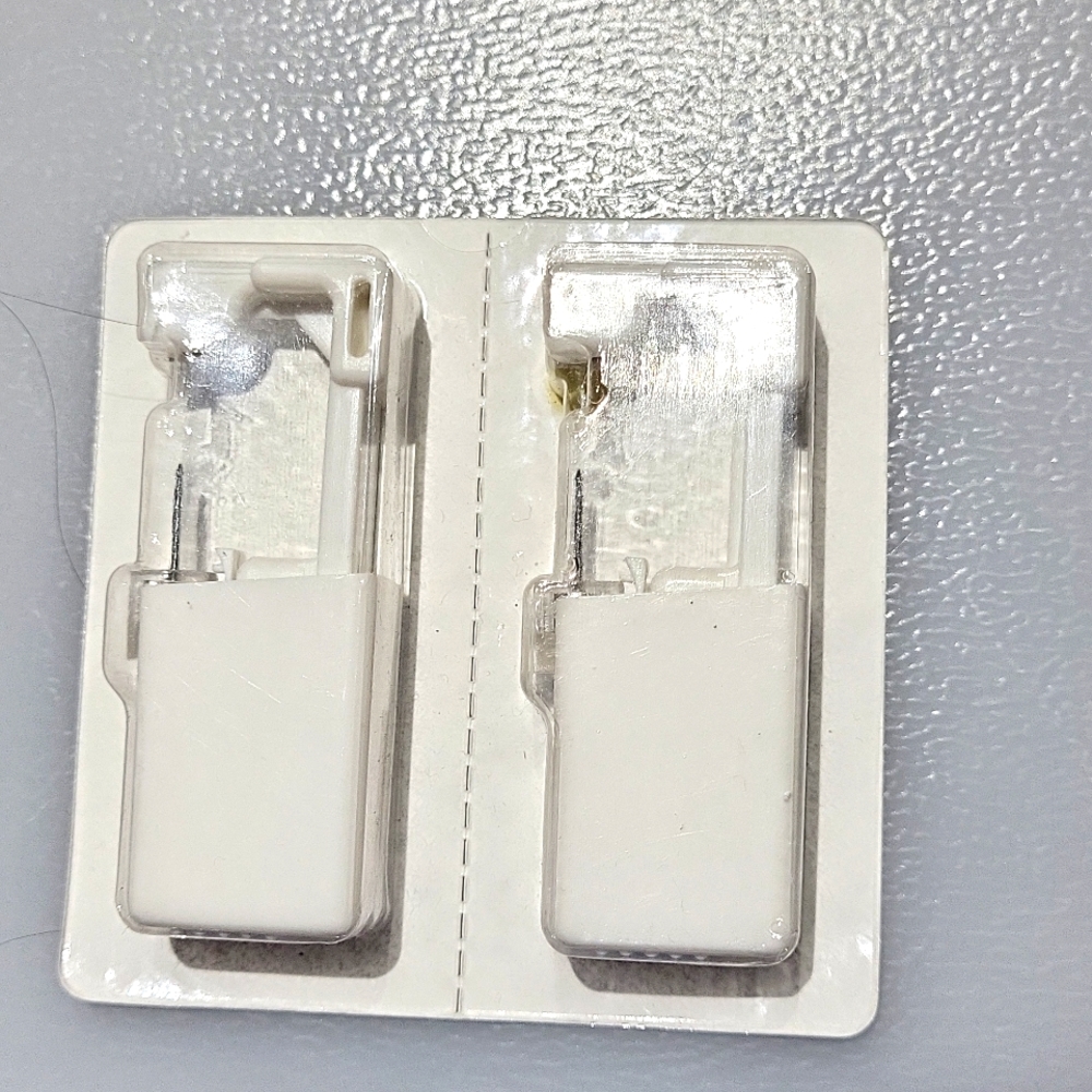 Disposable ear pierce self kid - surgical steel
